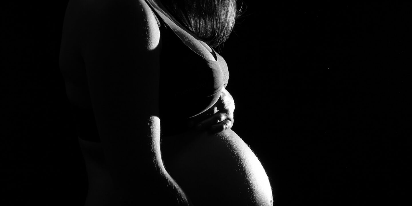 fotografa de embarazadas y embarazo en torrejon de ardoz, alcalá de henares y ajalvir